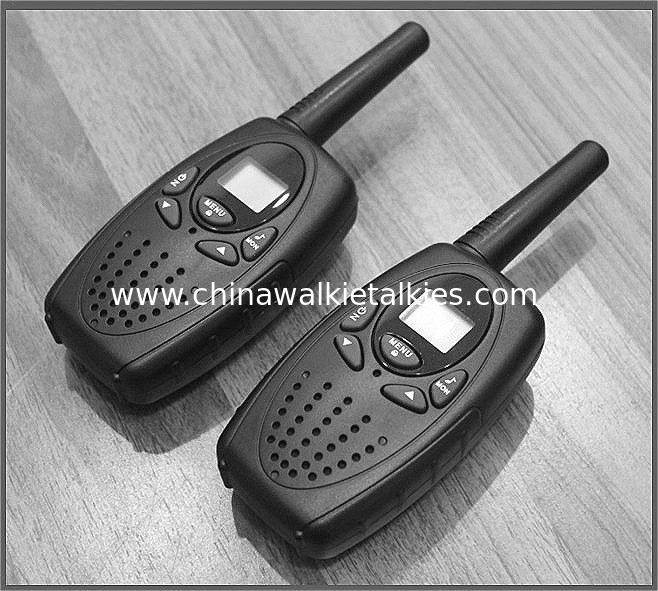 1 watt T628 long range mobile radio walkie talkie pair black color